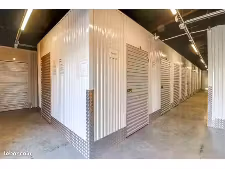 garage/box 5 m² coignieres