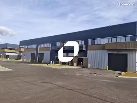 local d'activité 396 m²