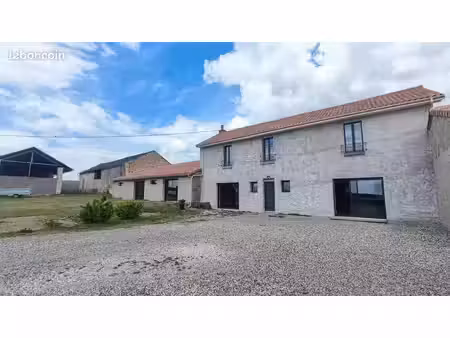 maison 11 pièces 167 m²