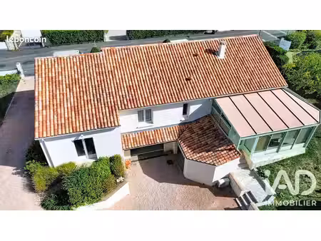 pavillon 6 pièces 180 m²