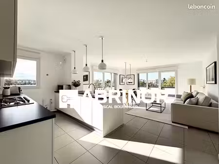 appartement 5 pièces 102 m²