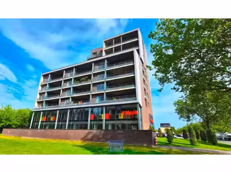 ruim en energiezuinig appartement van 140 m2 met een groot terras van 40m².