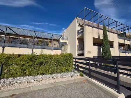 appartement robion 2 pièce(s) 46.65 m2 avec jardin et garage