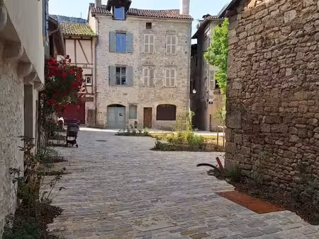 appartement studio saint antonin centre (direct proprietaire)