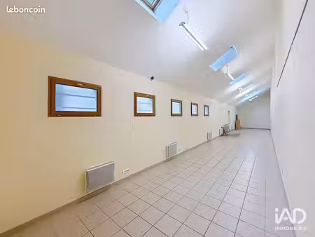 boutique 71 m² marly-le-roi