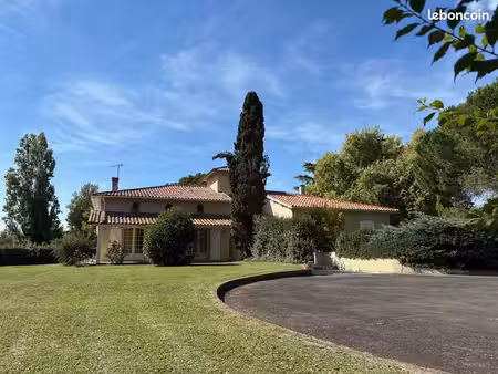 maison 7 pièces 169 m²