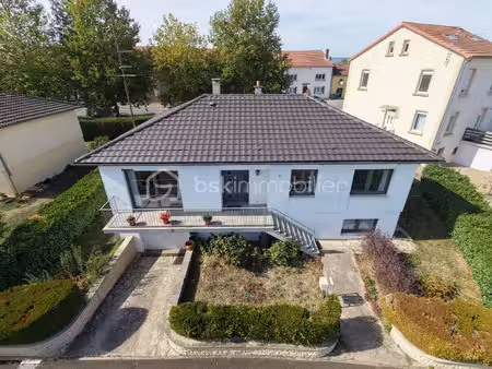 maison de 140 m² à la maxe