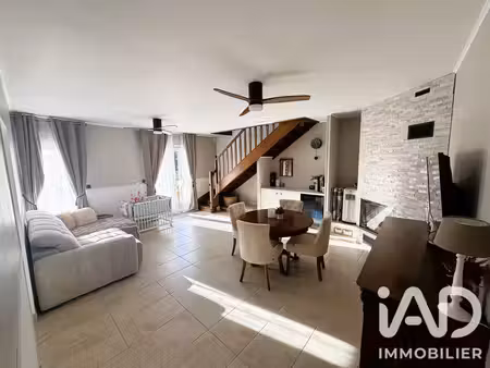maison de village à selens (02300)