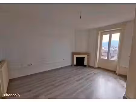appartement t4