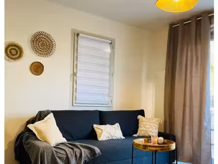 appartement avec grand balcon  parking double et cave