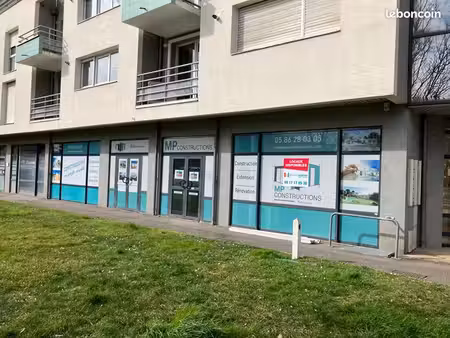 local bureaux 120 m²