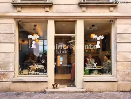 salon de thé 25 m²