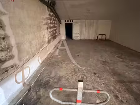 rare croisette - place de parking en sous-sol sécurisé