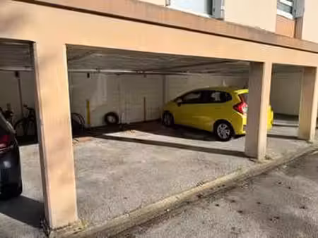 vente garage et parking à nantes saint-pasquier (44000) : à vendre / nantes saint-pasquier