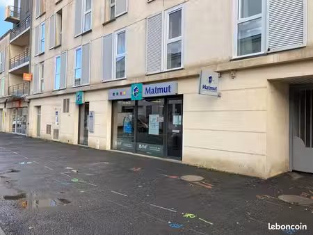 local commercial 157 m²