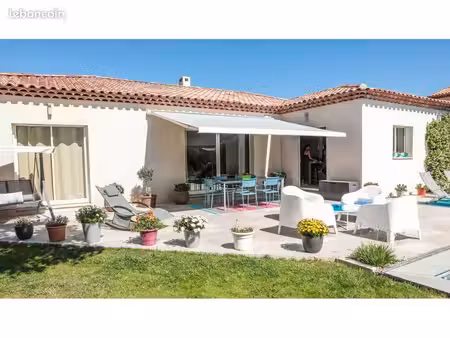 élégance et volumes – maison de 99 m² avec suite parentale et double garage