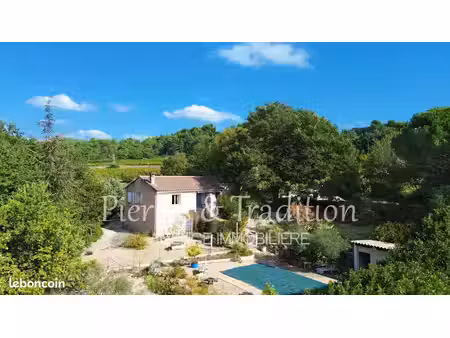 propriété 5 pièces 96 m²