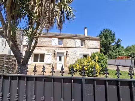 maison 6 pièces 178 m²