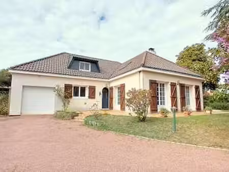 vente maison piscine à saint-julien-de-concelles (44450) : à vendre piscine / 295m² saint-