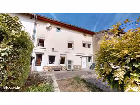 maison de village 5 pièces 159 m²