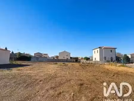 vente terrain à lunel (34400) : à vendre / 300m² lunel
