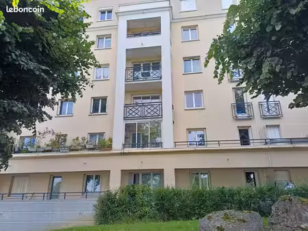 appt f4 de 83 m2 balcon parking s/sol