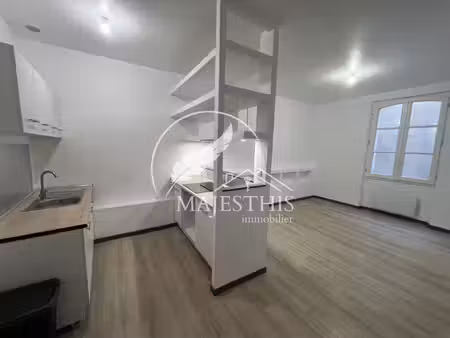 t2 39 34m2 cours lafayette toulon renove