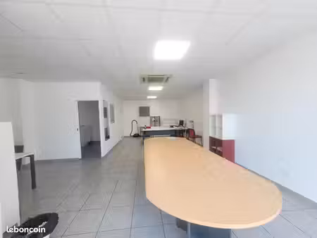 local 59 m² montauban