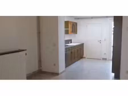 maison à louer à péruwelz pour € 725 avec 3 chambres à coucher
