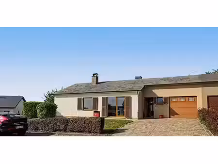 maison à louer à èthe pour € 1.400 avec 3 chambres à coucher