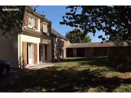 maison et dépendances
