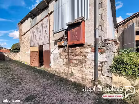grange 1 pièce 220 m²