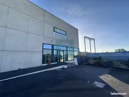 local commercial  restauration 250 m² roye