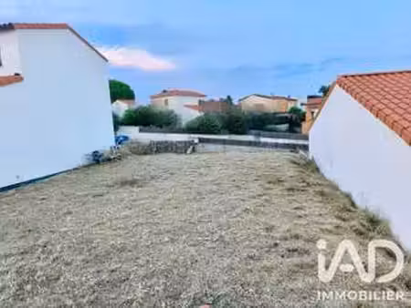 vente terrain à tresserre (66300) : à vendre / 299m² tresserre