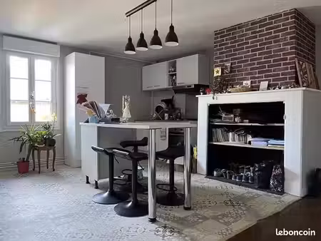 immeuble locatif à vendre à st léonard de noblat - 87400