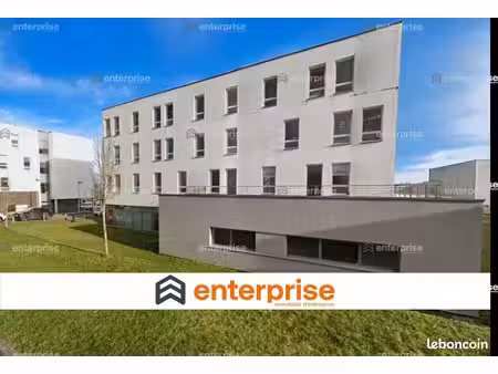 bureaux 70 m²