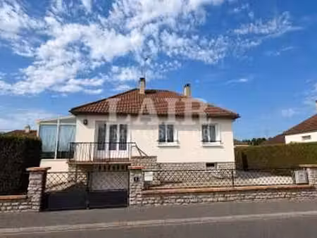 location appartement 3 pièces à saint-paterne (72610) : à louer 3 pièces / 68m² saint-pate