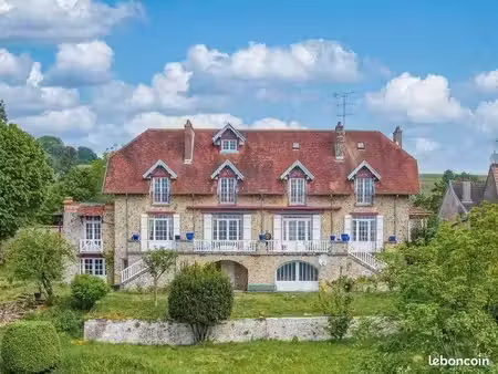 propriété 7 pièces 300 m²
