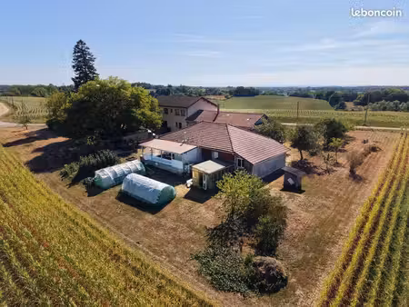 maison 5 pièces 222 m²