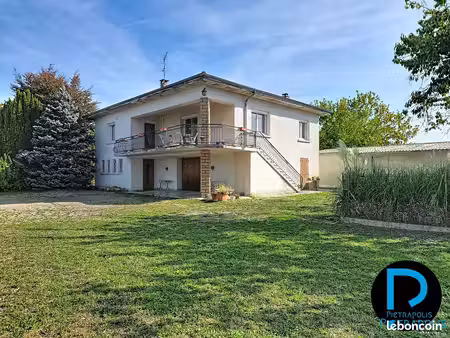 villa 6 pièces 120 m²