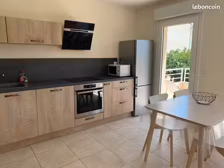 apt 2 pièces 39 m² meublé et équipé près de la mer octobre 2026 à mai 2027 bail mobilité 8