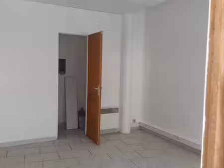 local commercial 20m2