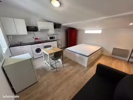 studio 1 pièce 22 m²