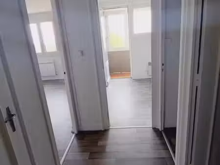 appartement 4 pièces 69 m²