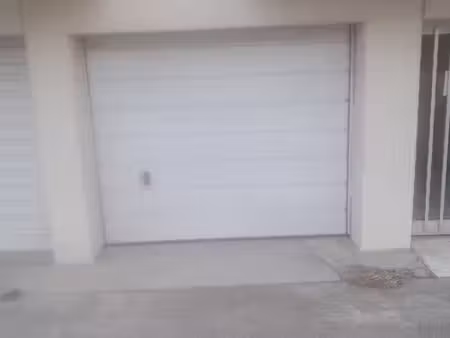 garage à louer