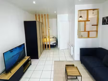 studio meublé 27m2 + terrasse 17m2