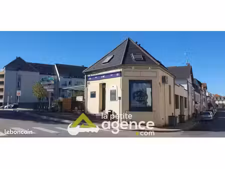 immeuble 83 m² montluçon