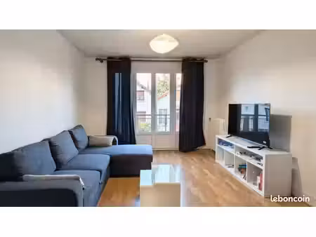 à louer - t3 meublé de 54m² avec balcon et parking/box – proche paris (maisons-alfort)