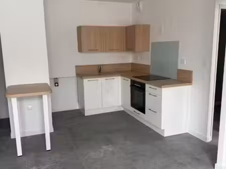appartement t2 40m² centre ville rochefort entièrement rénové
