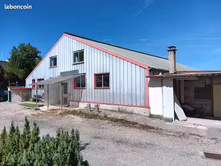 local industriel 430 m2
